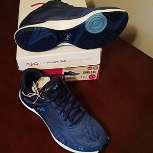Navy Blue Grafik 2 Ryka -size 10M